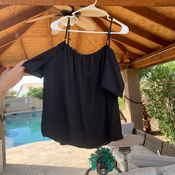 Charlotte Russe lace front Top - Picture 2 of 3